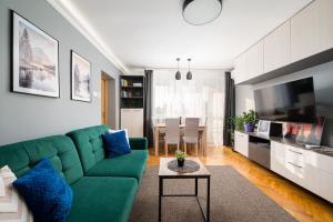 Dolny Mokotów Signature Apartment by BookingHost