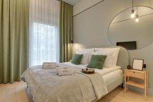 Kwadrat Hallera Suite with Free Parking by Downtown Apartments