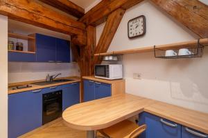 Old Town Haven, Sauna, Perfect Location - by Innorental