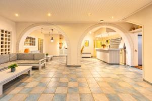 Seabird Hotel