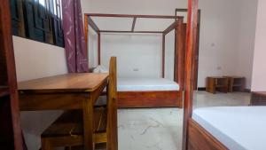 Mnazi Home