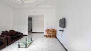 Mnazi Home