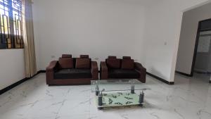 Mnazi Home