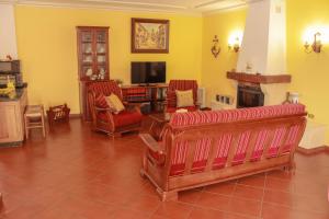Charming House with Pool in Buenavista del Norte