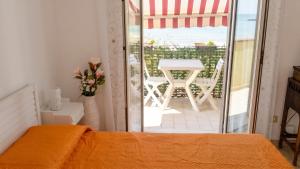 Apartment with Sea View, Lido Rossello