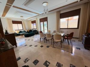 Villa 4 ch hammam privé Targa 10 min centre