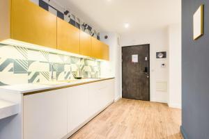 NEARTOpl Halicka Apartment PARKING FREE