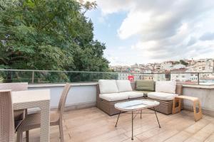 Tomtom Terrace & Garden Apartments