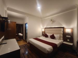 Hotel Golf Links, Naldehra