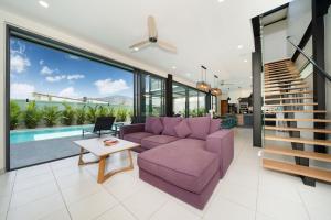 Stylish Post-Modern Villa Sunset Garden 1, Private Oxygen Pool, Rawai