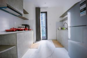 2BR plus BE2 Vinwonder Homestay Vinhomes Grand Park