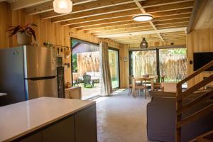 Casa cerca del mar con mini piscina climatizada a estrenar