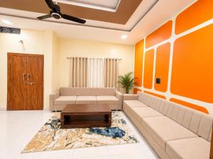 Home Escape 2BHK Mystic Om Near Mahakal Temple