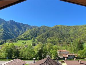 Apartment Wohnung mit Bergblick by Interhome