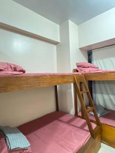 Threefold Nook - Eighty One Newport