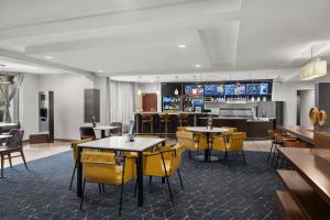 Courtyard by Marriott Indianapolis South