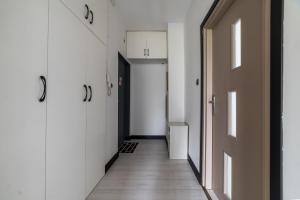 Bukowa Stylish Apartment by BookingHost
