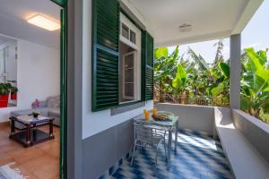 Fiftys House 2 By Sam Houses