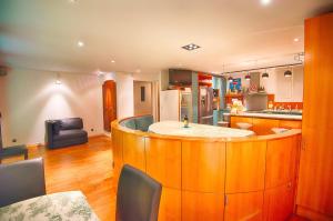 Paris-Oasis Montmartre