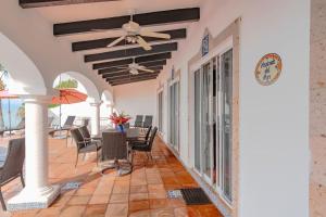 Oceanfront Hacienda w Private Heated Pool