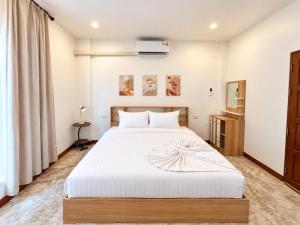 Patak Home Stay chalong