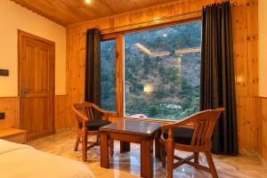 Satv retreat,banjar - A Cozy stay in tirthan valley