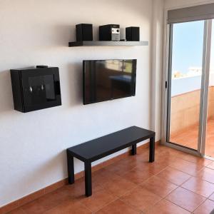 5 min walk from Yumbo 310