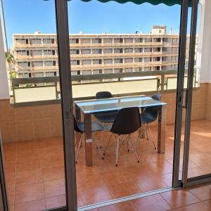 5 min walk from Yumbo 310
