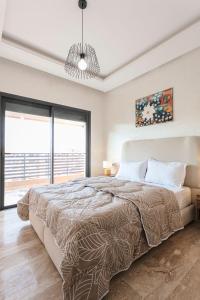 Modern, chic, comfortable, and artistic apartment