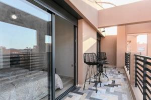 Modern, chic, comfortable, and artistic apartment