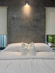 Laem Yang Home