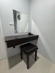 Laem Yang Home