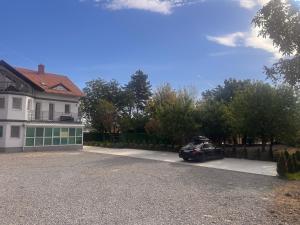 Apartmani - Vila Mile - Stvorena da okuplja