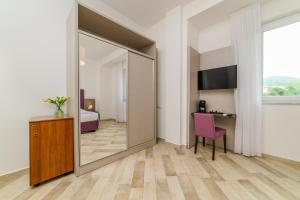 La Perla del Tirreno Guest House