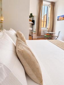 Lovely Navona Flat