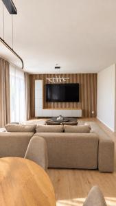 Sky Jagodno Apartament z Jacuzzi