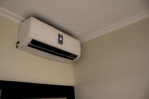 Phòng Hai Giường Đơn Loại Sang (Deluxe Twin Room)