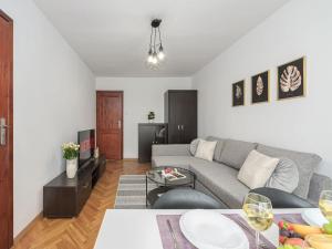 Riverside Flat with Balcony