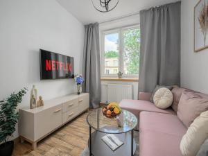 Three-Bedroom Flat on Syreny