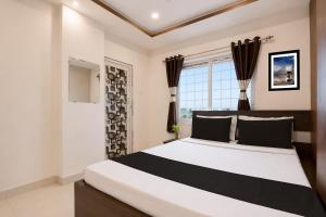 Hotel O Ghosh