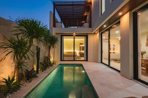 2BR Villa with Pool, Rooftop & Office in Bingin