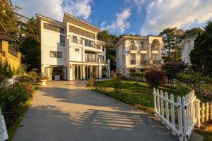 Villa 3 Phòng Ngủ Sân Vườn
