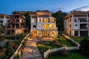 Villa 3 Phòng Ngủ Sân Vườn