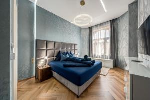 Basilica View 5 Stars 4 Bedrooms Luxury Apartment