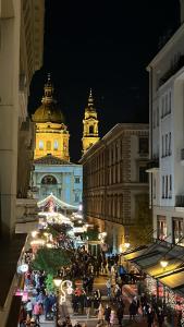 Basilica View 5 Stars 4 Bedrooms Luxury Apartment