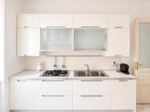 The Grand Living - Elegant Apartment in Trieste