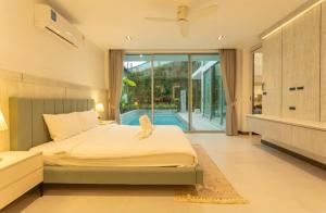Grand View 4BR Pool Villa Phuket VVPHU59