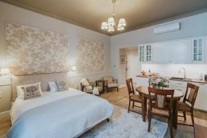 Beige Chic Studio - Old Town 5 min Main Square