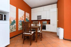 Colosseum Apartment with Terrace by NDP rent