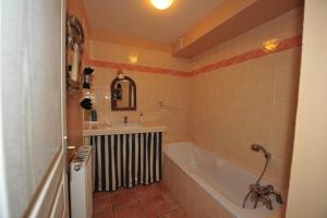 B&B / Chambres d'hotes La Rialhe : photos des chambres